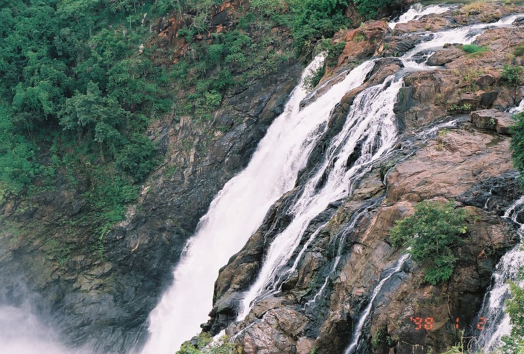 Mysore - Shivanasamudra Falls - Bangalore · 4-Day Journey