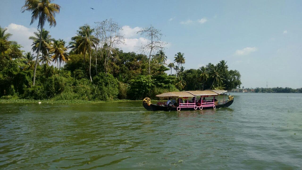 Alleppey & Varkala · 2-Day Journey